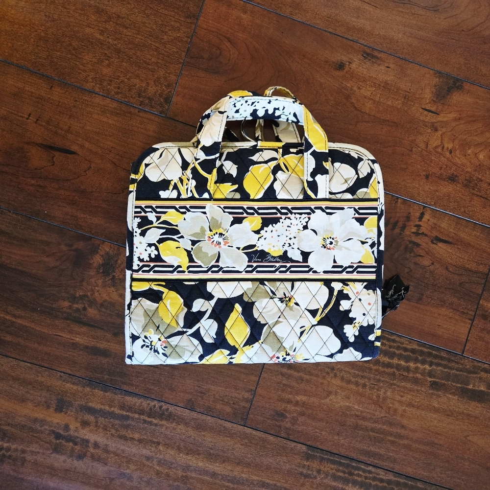 Vera Bradley English Meadow Yellow Hanging Organizer Travel Cosmetic Case Bag - Picture 3 of 11